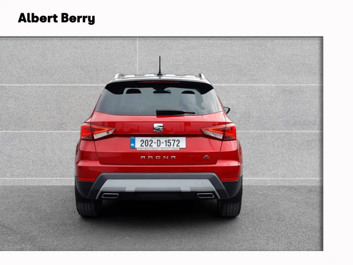 SEAT Arona Hatchback, Petrol, 2020, Red