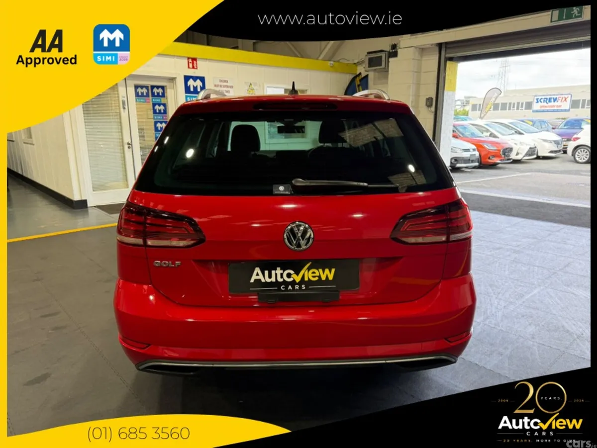 Volkswagen Golf Estate, Petrol, 2019, Red