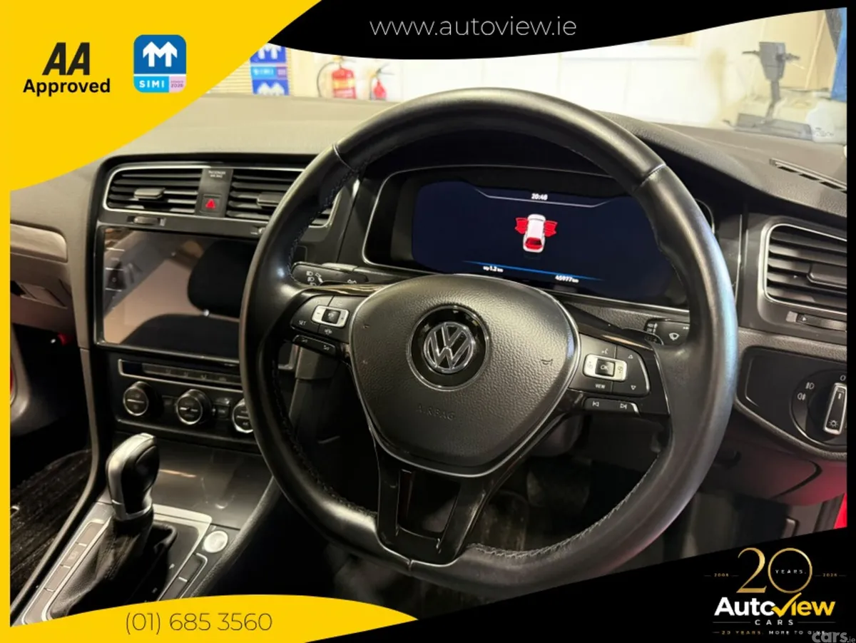 Volkswagen Golf Estate, Petrol, 2019, Red