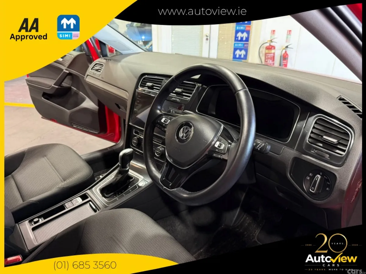 Volkswagen Golf Estate, Petrol, 2019, Red