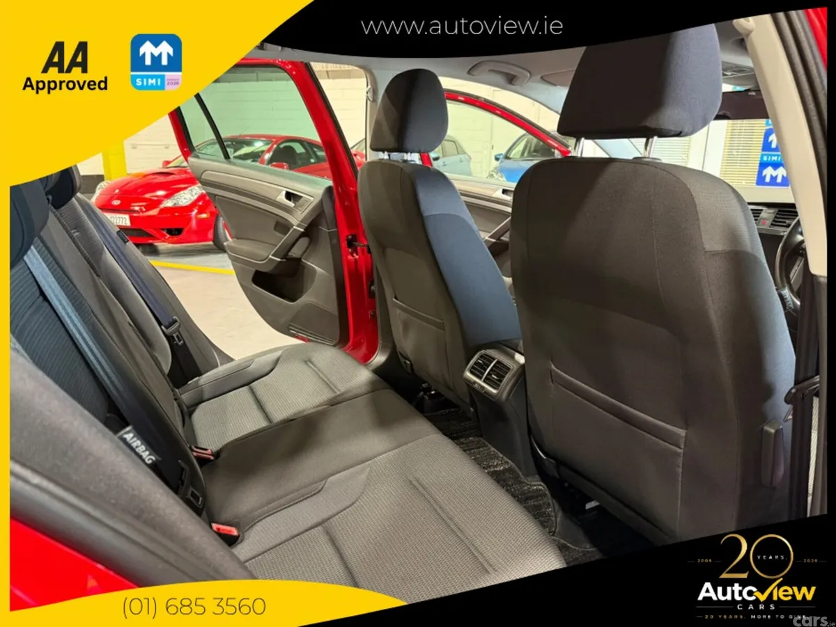 Volkswagen Golf Estate, Petrol, 2019, Red