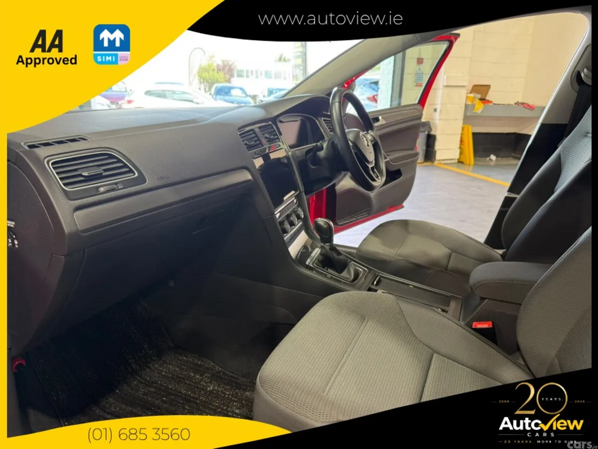 Volkswagen Golf Estate, Petrol, 2019, Red