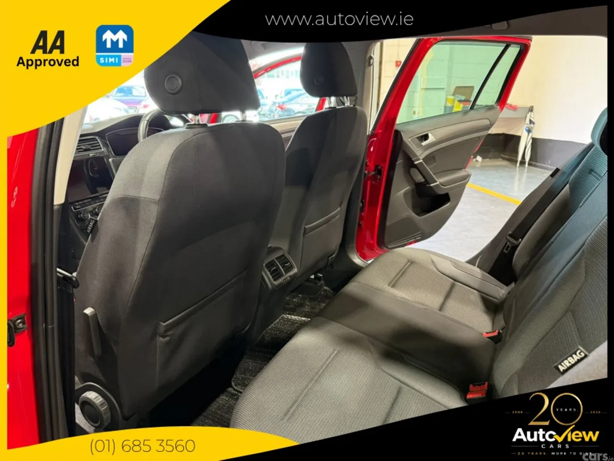 Volkswagen Golf Estate, Petrol, 2019, Red