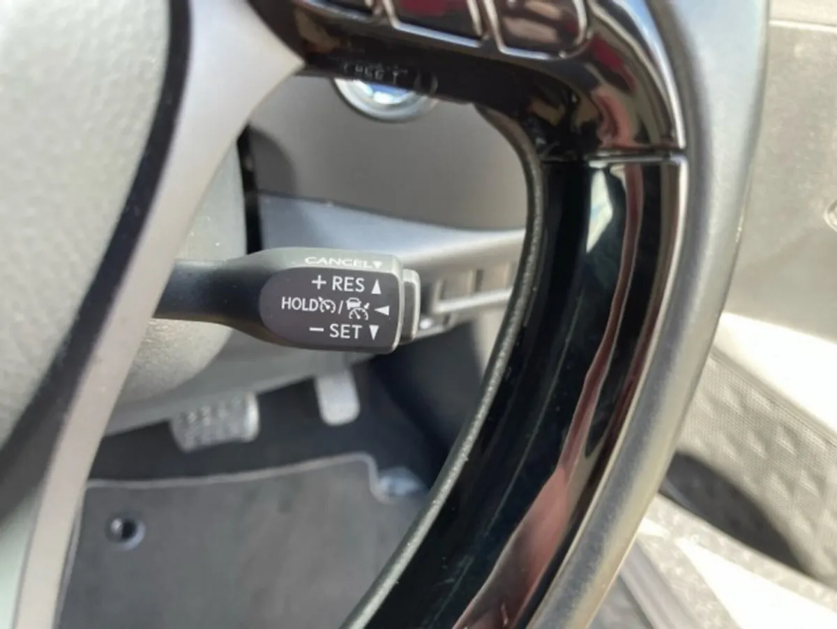 Toyota C-HR SUV, Petrol Hybrid, 2020, Grey