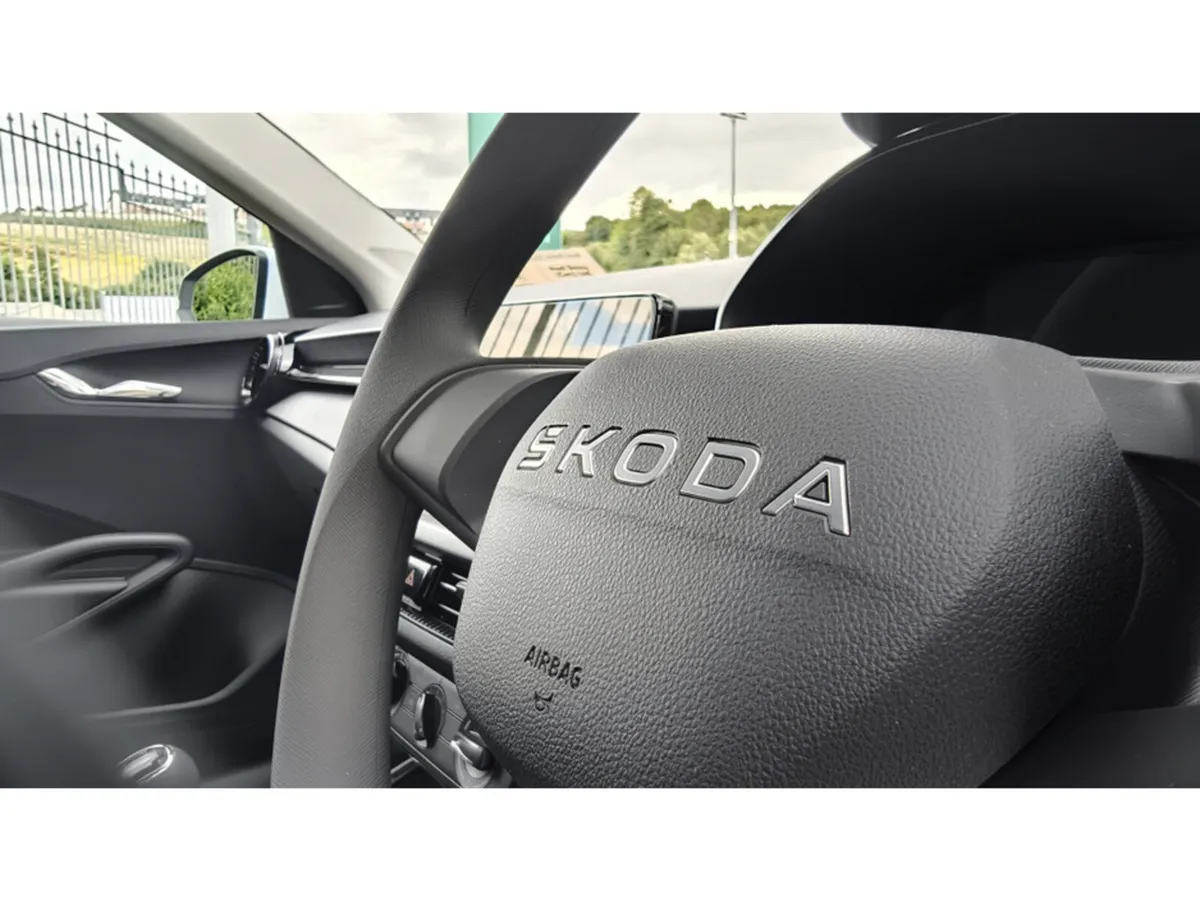 Skoda Fabia Hatchback, Petrol, 2026, Blue