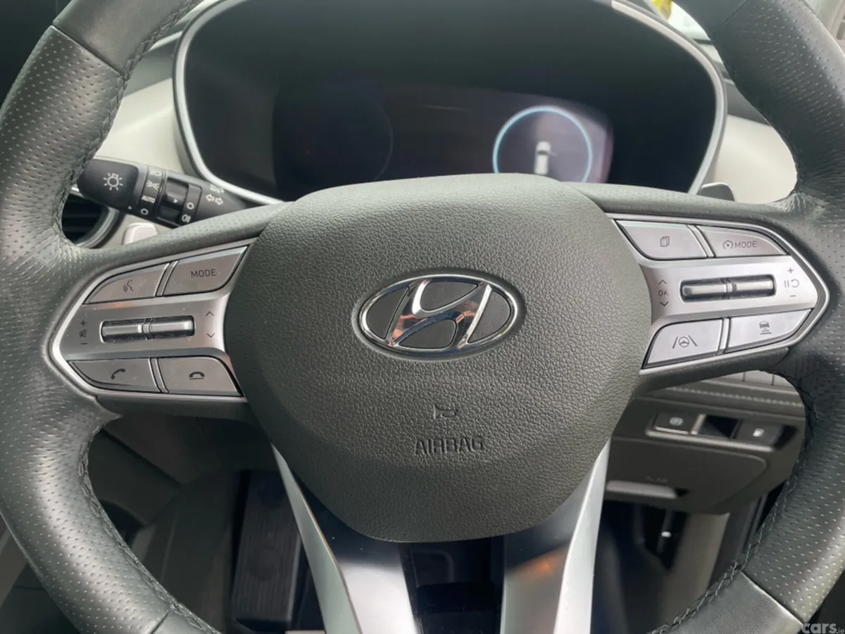 Hyundai Santa Fe Estate, Petrol Plug-in Hybrid, 2021, Black
