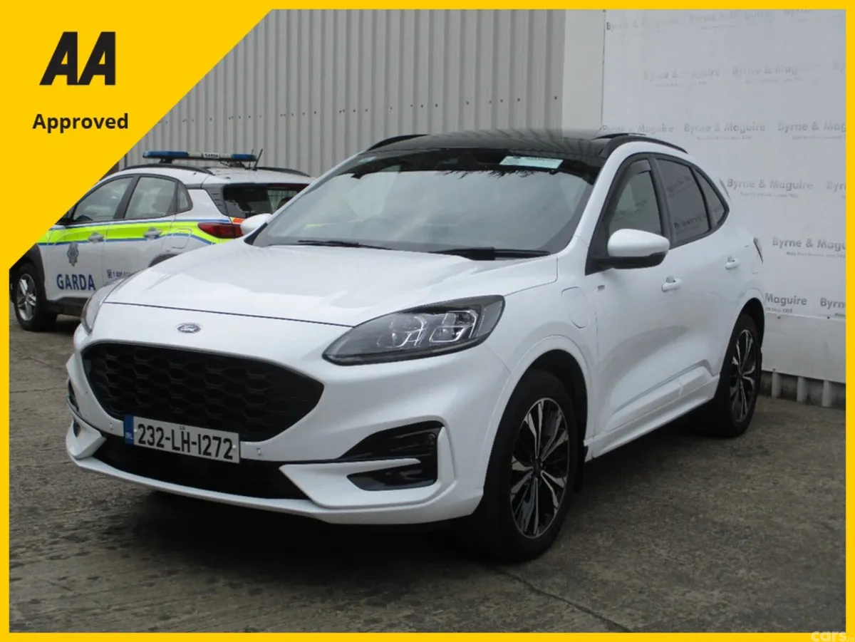 Ford Kuga Hatchback, Petrol Plug-in Hybrid, 2023, White