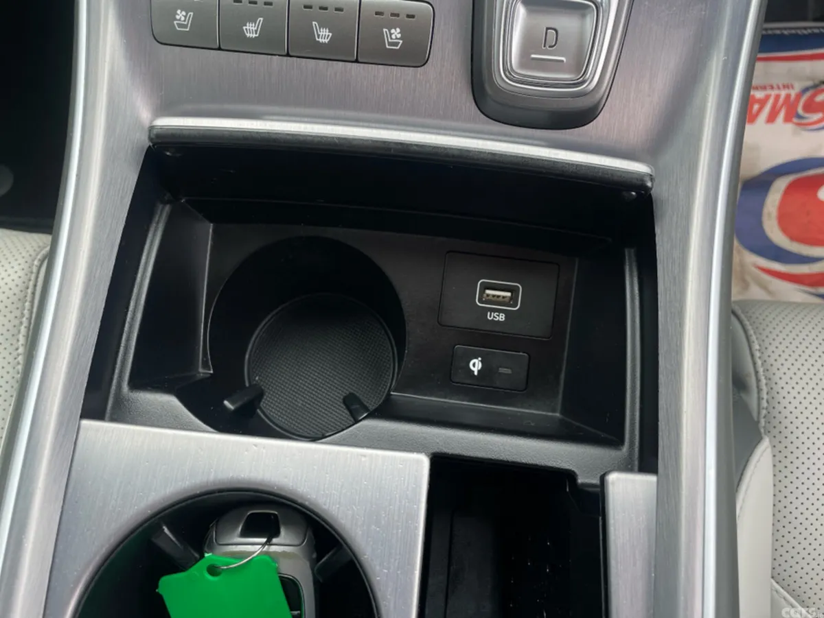 Hyundai Santa Fe Estate, Petrol Plug-in Hybrid, 2021, Black