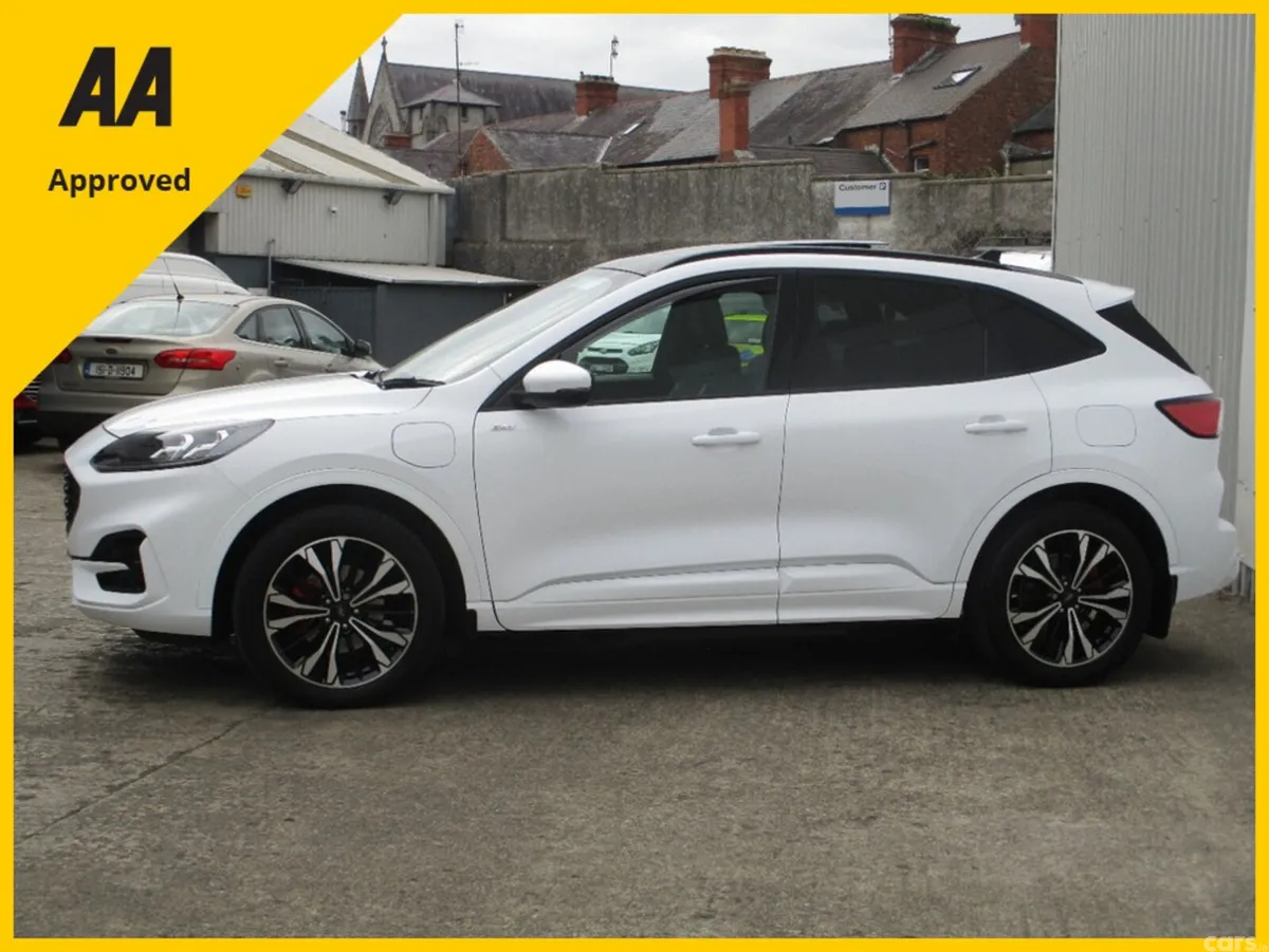 Ford Kuga Hatchback, Petrol Plug-in Hybrid, 2023, White