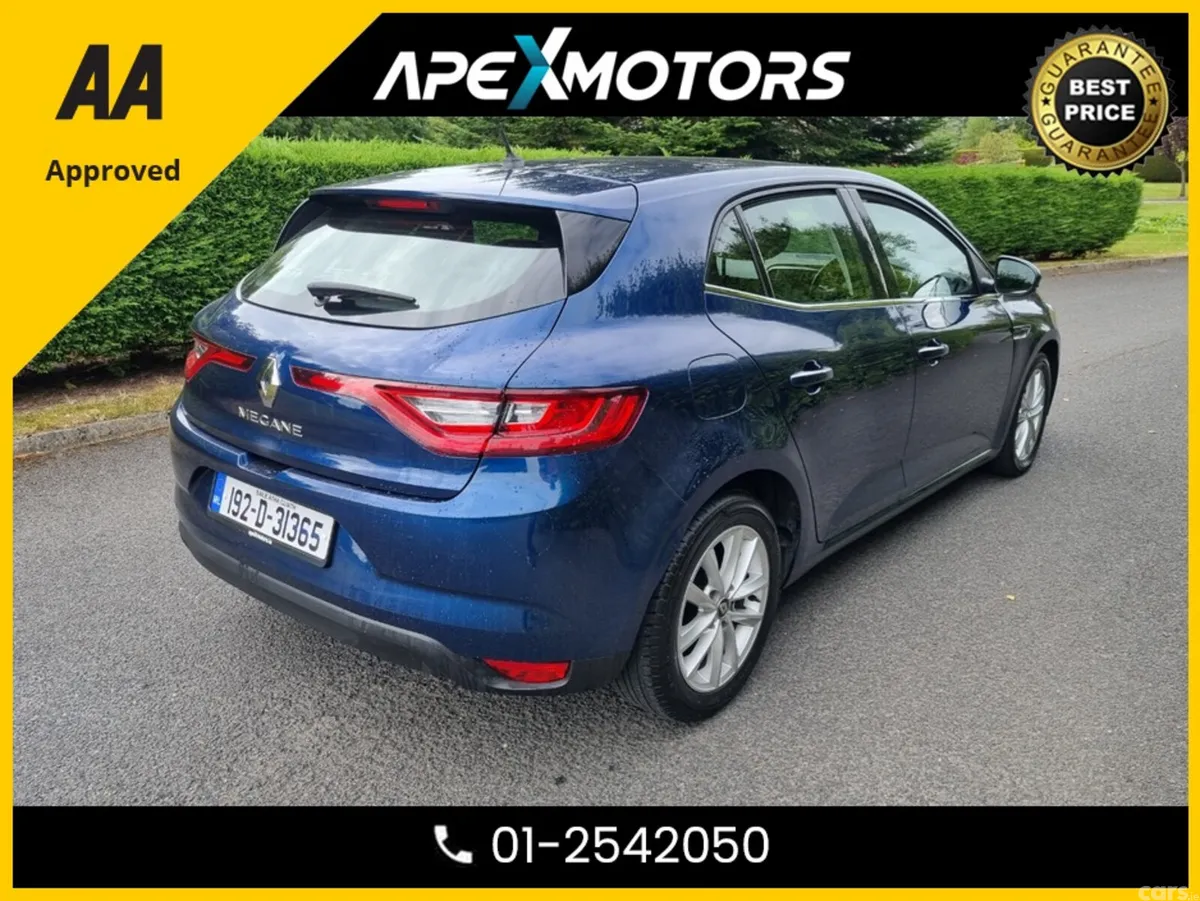 Renault Megane Hatchback, Diesel, 2019, Blue