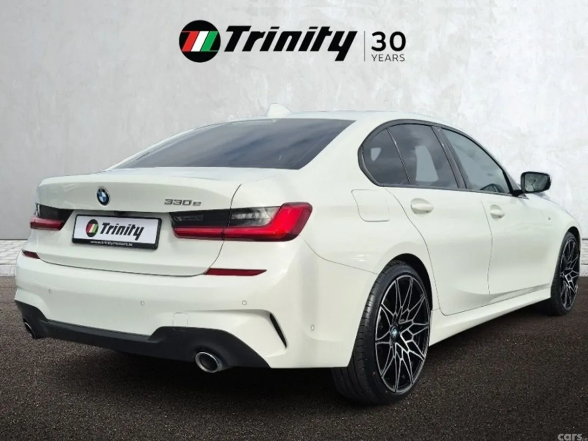 BMW 3-Series Saloon, Petrol Plug-in Hybrid, 2021, White