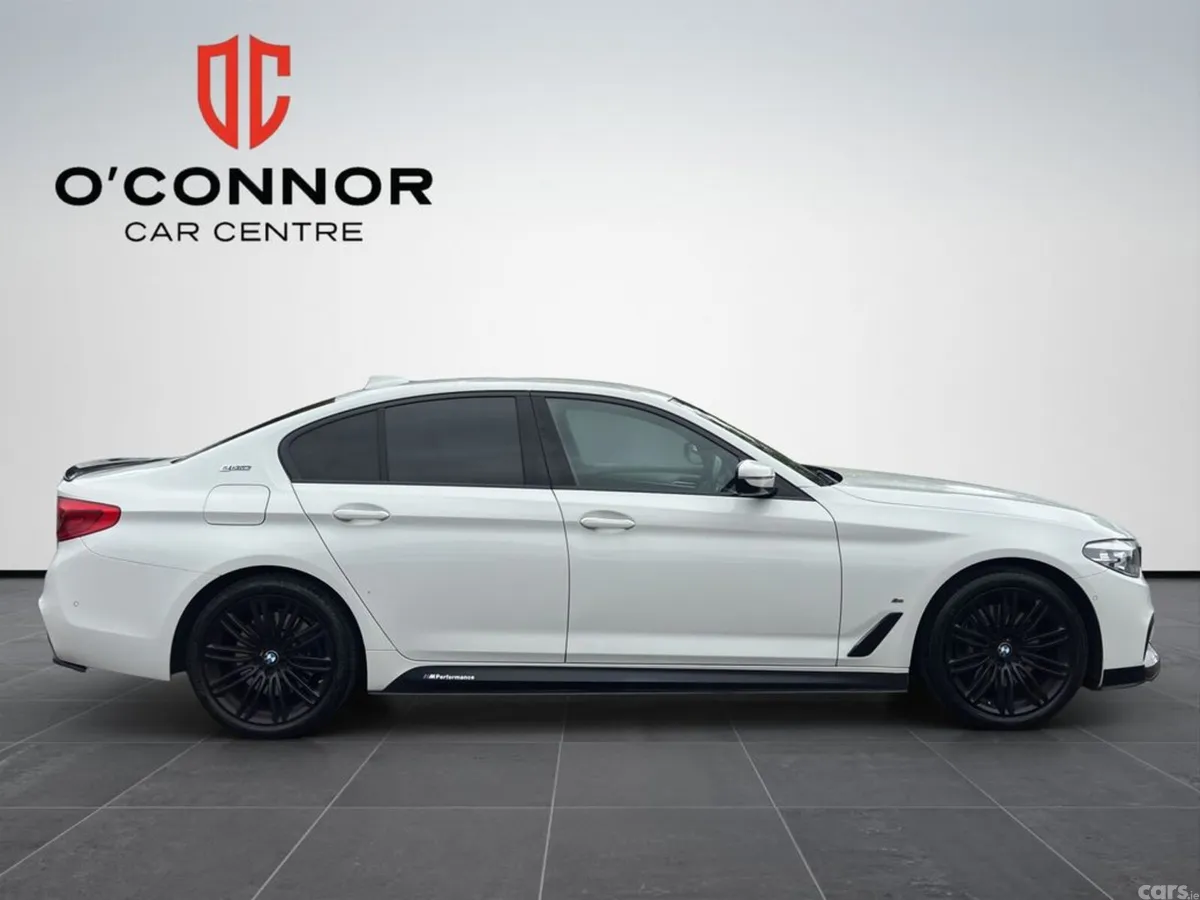 BMW 5-Series Saloon, Petrol Plug-in Hybrid, 2018, White