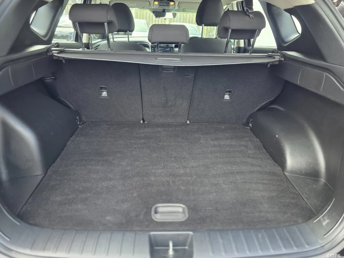Hyundai Tucson SUV, Petrol Plug-in Hybrid, 2022, Black