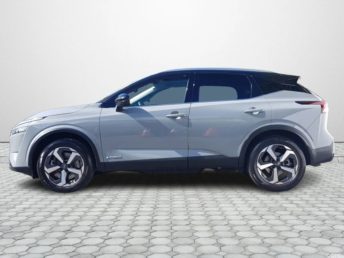 Nissan Qashqai MPV, Petrol Hybrid, 2023, Grey