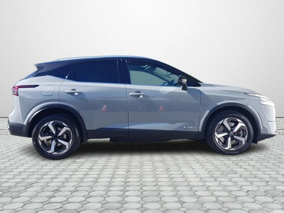 Nissan Qashqai MPV, Petrol Hybrid, 2023, Grey