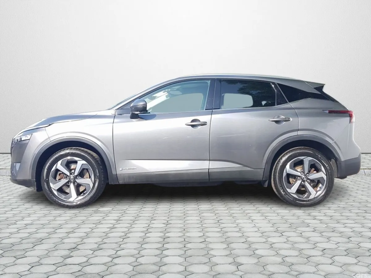 Nissan Qashqai MPV, Petrol Hybrid, 2023, Grey