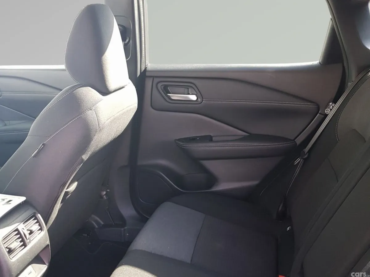 Nissan Qashqai MPV, Petrol Hybrid, 2023, Grey