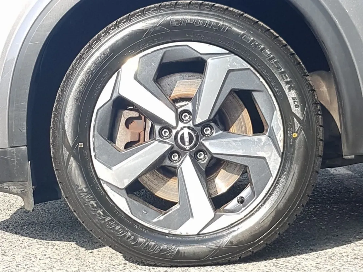 Nissan Qashqai MPV, Petrol Hybrid, 2023, Grey