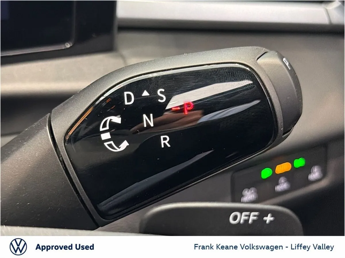 Volkswagen T-Roc SUV, Petrol Hybrid, 2027, Yellow