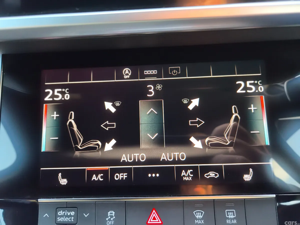 Audi A6 Estate, Diesel, 2023, Blue