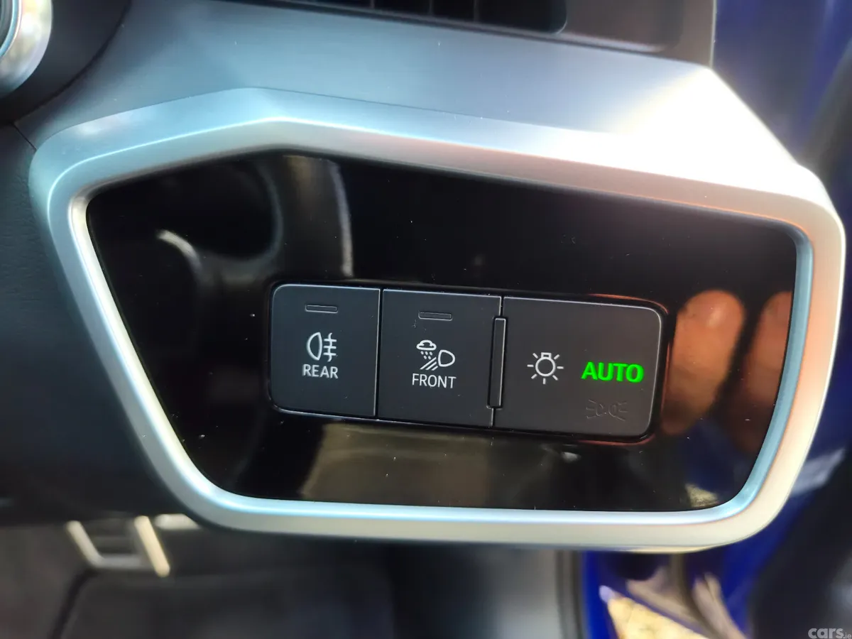 Audi A6 Estate, Diesel, 2023, Blue