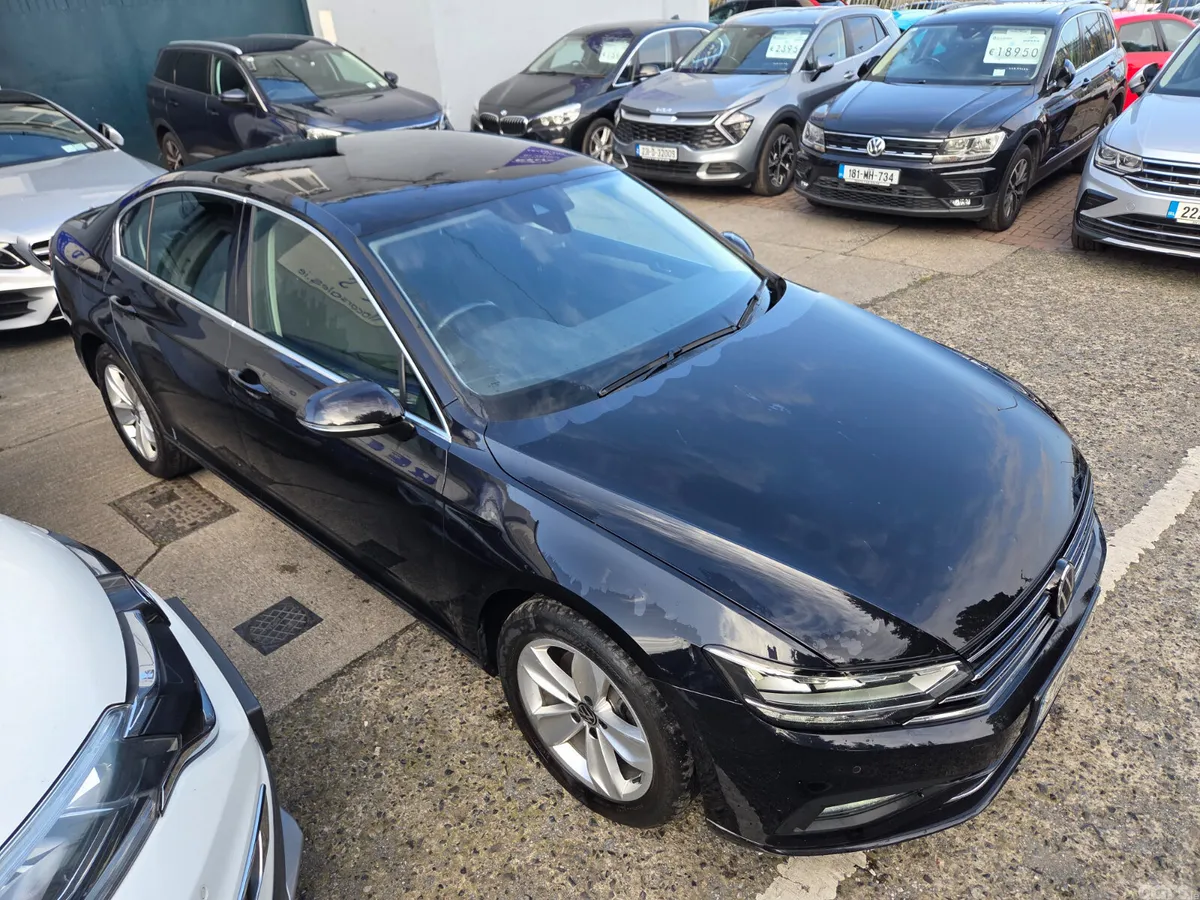 Volkswagen Passat Saloon, Diesel, 2021, Black
