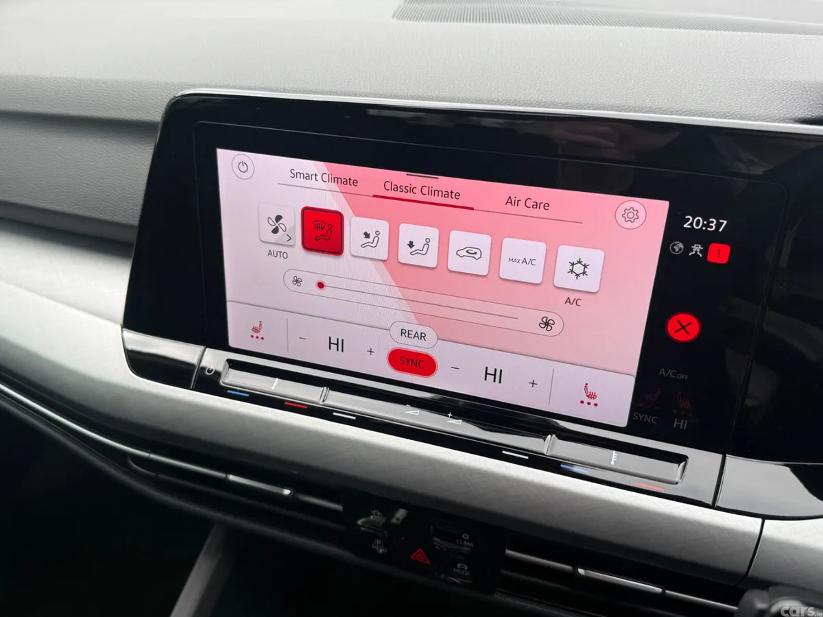 Volkswagen Golf Hatchback, Diesel, 2023, White
