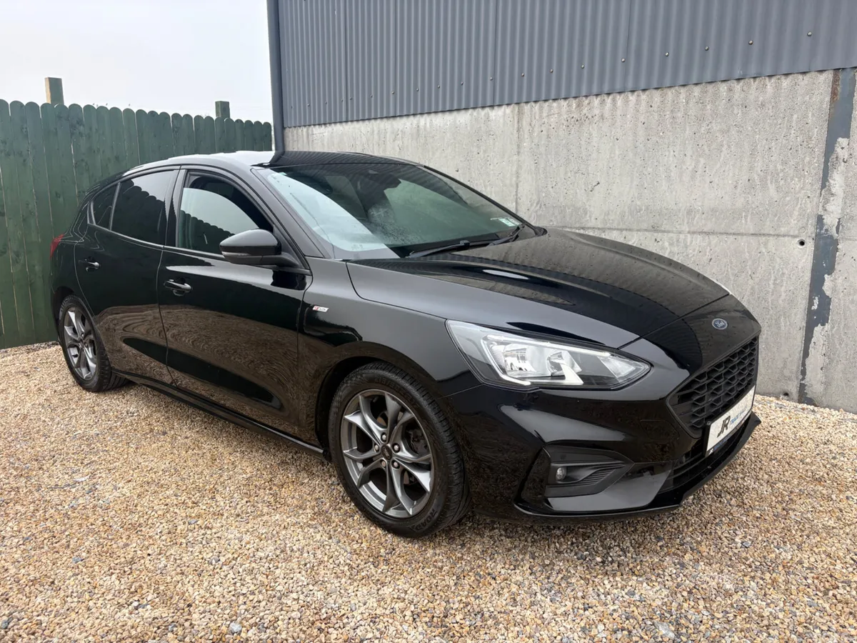 Ford Focus Hatchback, Diesel, 2019, Black