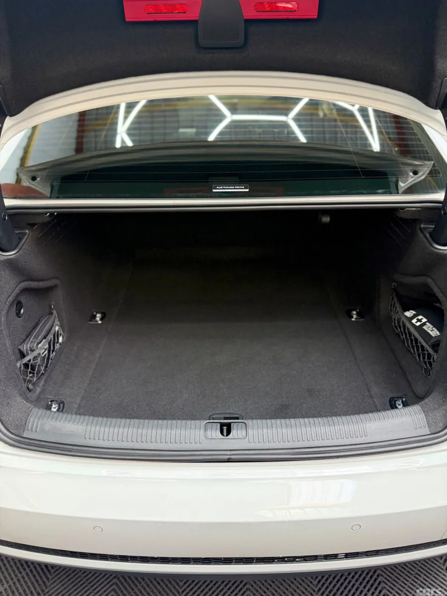 Audi A4 Saloon, Petrol, 2017, White