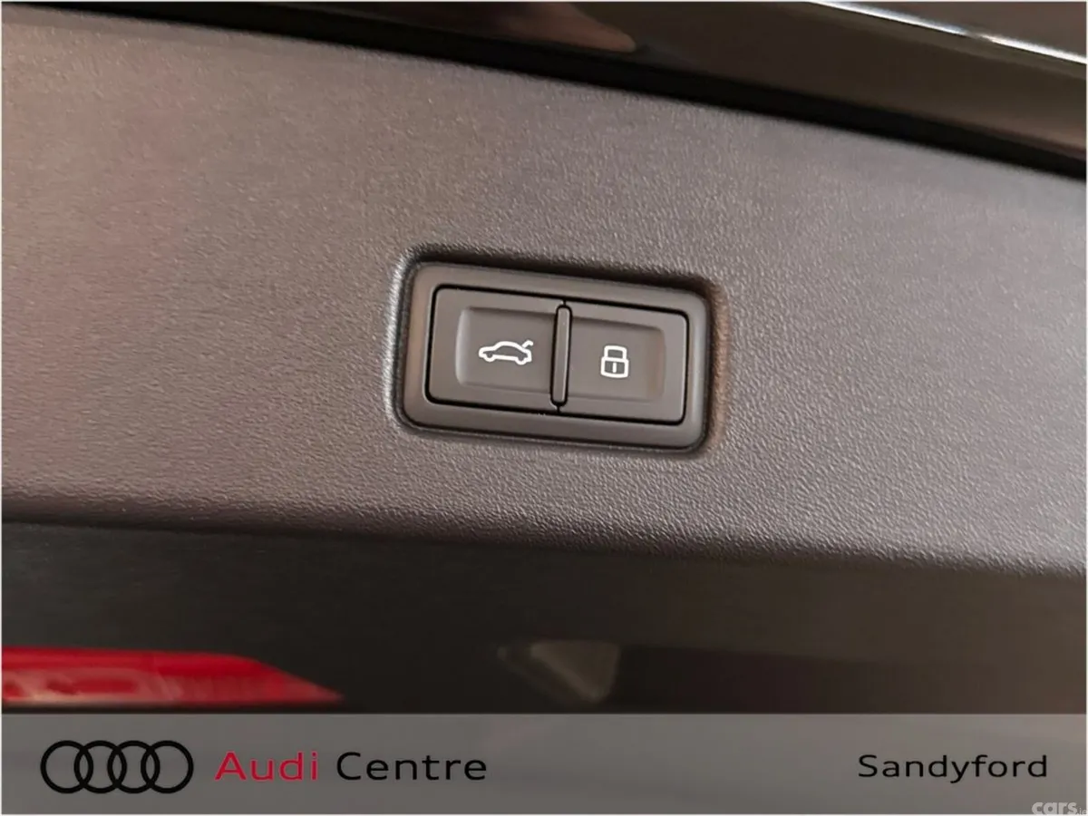 Audi Q4 e-tron SUV, Electric, 2026, Black