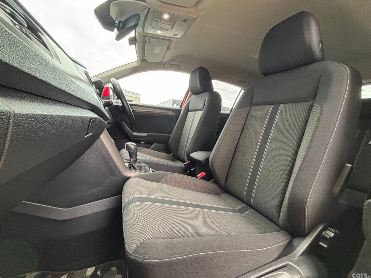 Volkswagen T-Roc SUV, Diesel, 2021, Red