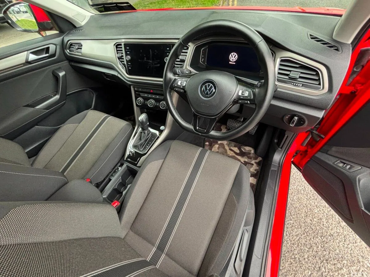 Volkswagen T-Roc SUV, Diesel, 2021, Red