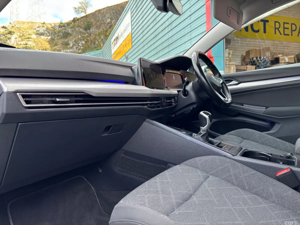 Volkswagen Golf Estate, Petrol, 2021, Grey