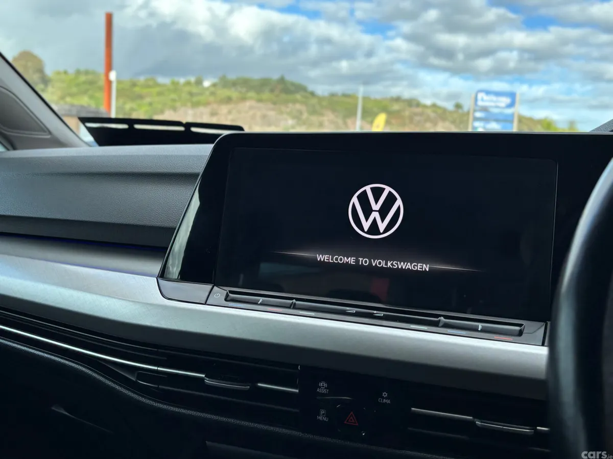 Volkswagen Golf Estate, Petrol, 2021, Grey