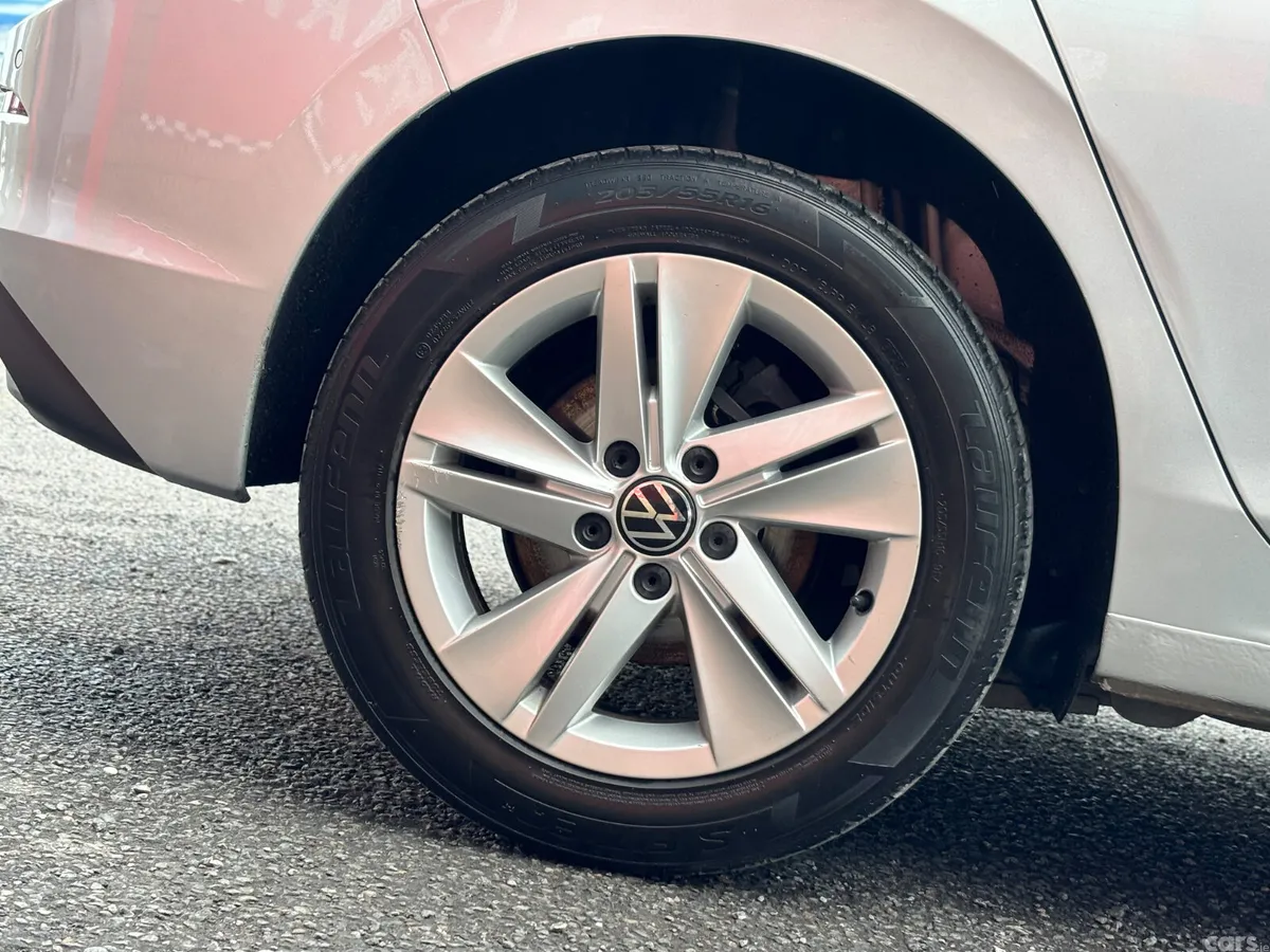 Volkswagen Golf Estate, Petrol, 2021, Grey