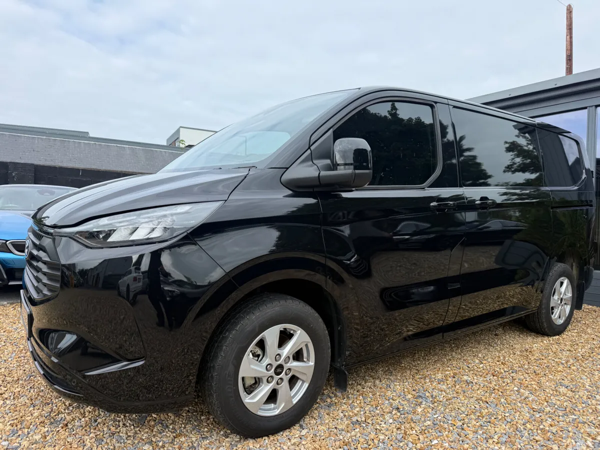 Ford Transit Custom Van, Petrol Plug-in Hybrid, 2025, Black