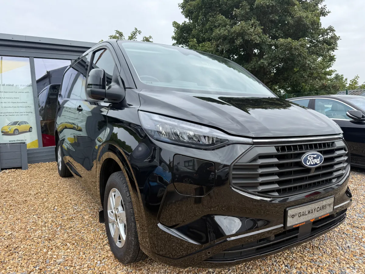 Ford Transit Custom Van, Petrol Plug-in Hybrid, 2025, Black