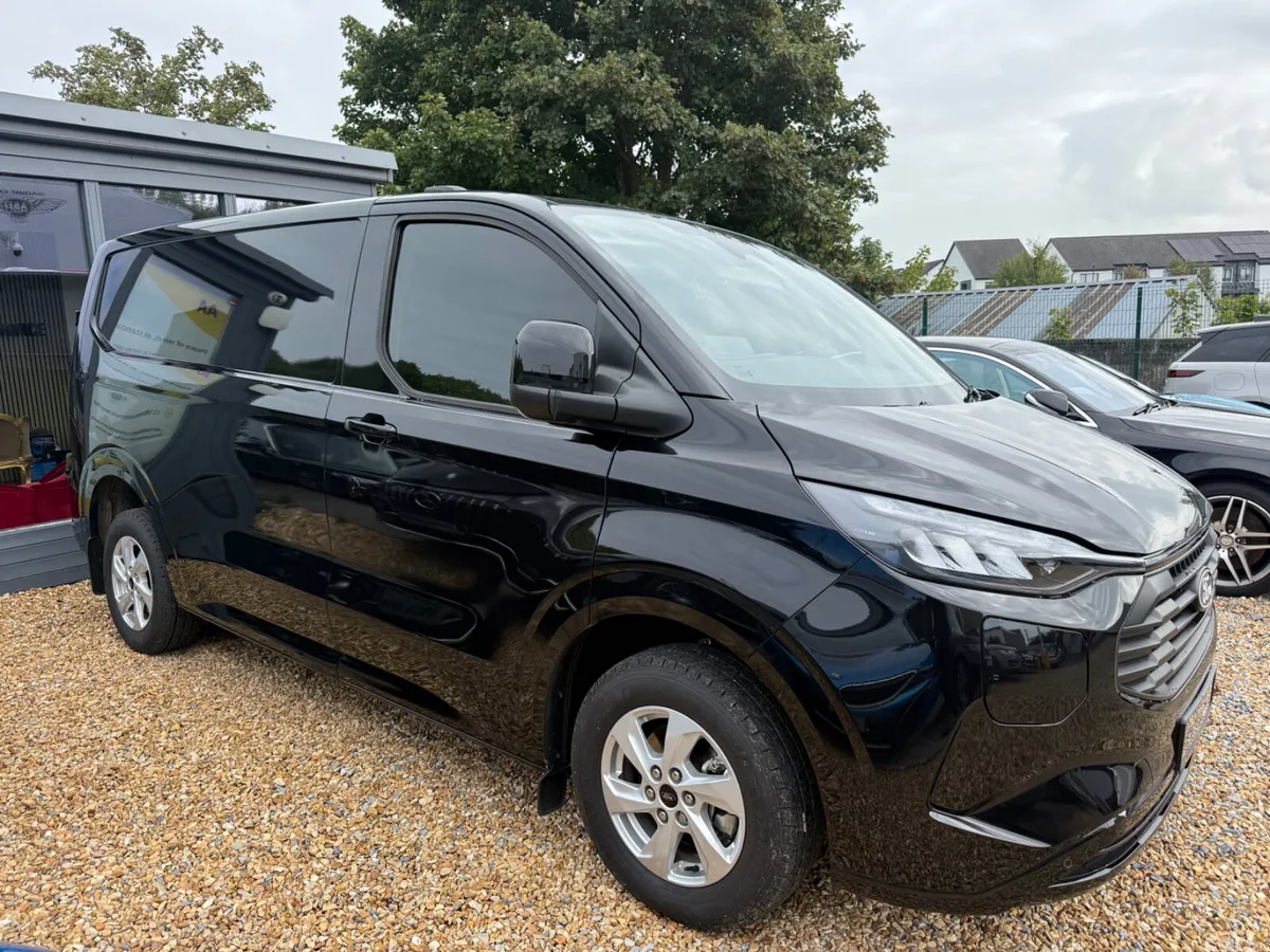 Ford Transit Custom Van, Petrol Plug-in Hybrid, 2025, Black