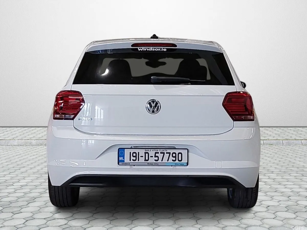 Volkswagen Polo Hatchback, Petrol, 2019, White