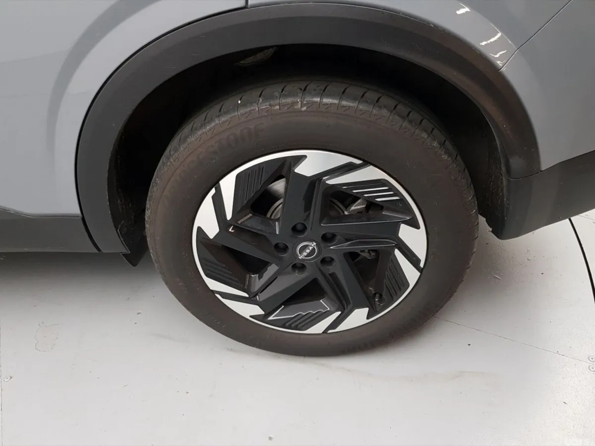 Nissan Qashqai MPV, Petrol Hybrid, 2026, Grey