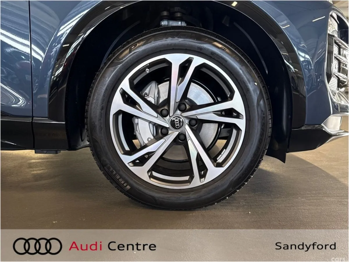 Audi Q6 e-tron SUV, Electric, 2026, Blue