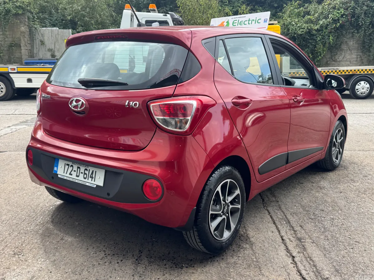 Hyundai i10 Hatchback, Petrol, 2017, Red