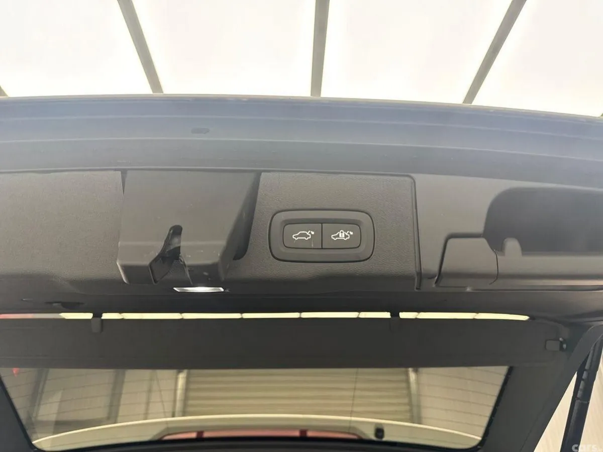 Volvo XC60 SUV, Petrol Plug-in Hybrid, 2025, White