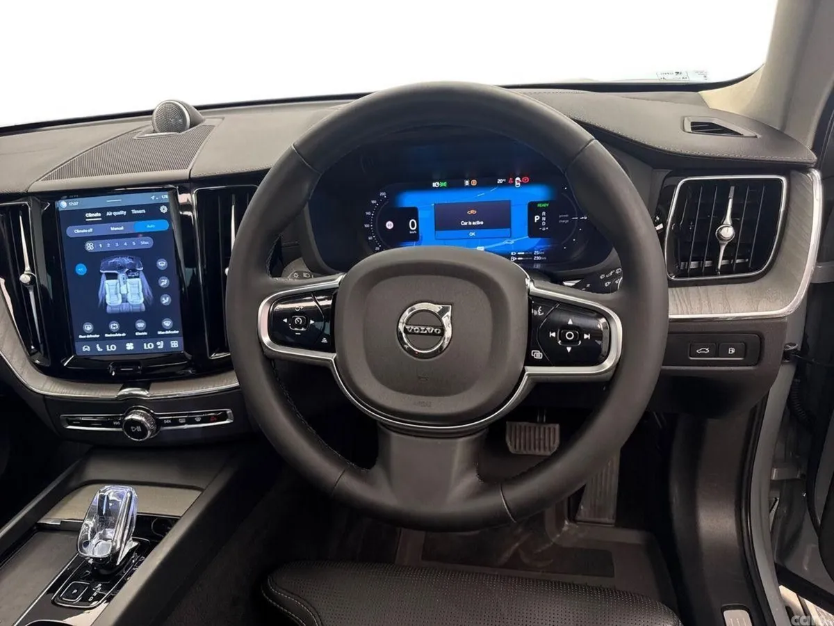 Volvo XC60 SUV, Petrol Plug-in Hybrid, 2024, Grey