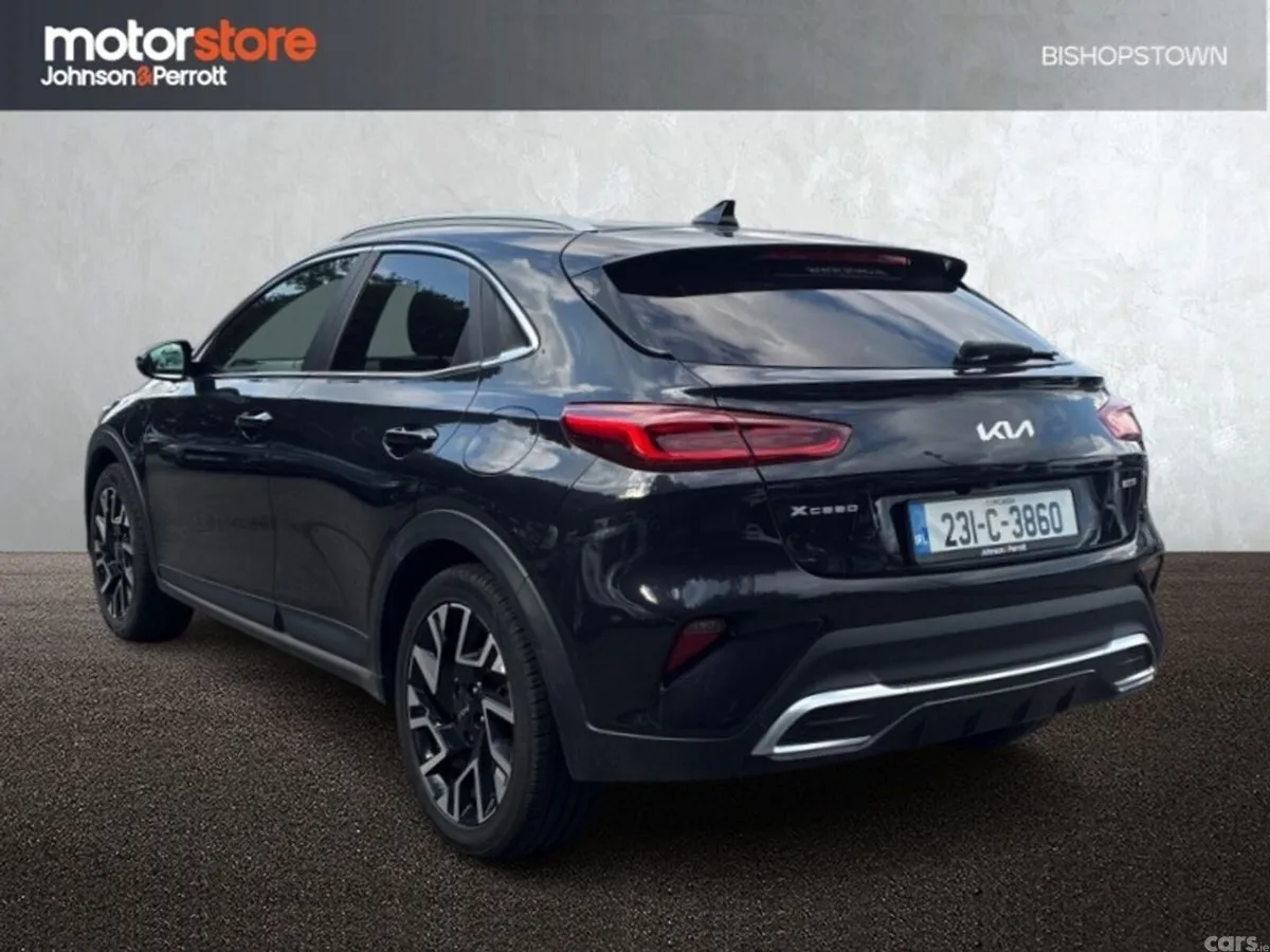 Kia XCeed Hatchback, Petrol Plug-in Hybrid, 2023, Black