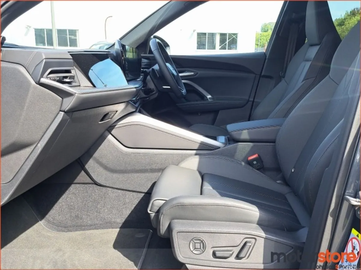 Audi Q5 SUV, Petrol Plug-in Hybrid, 2026, Grey