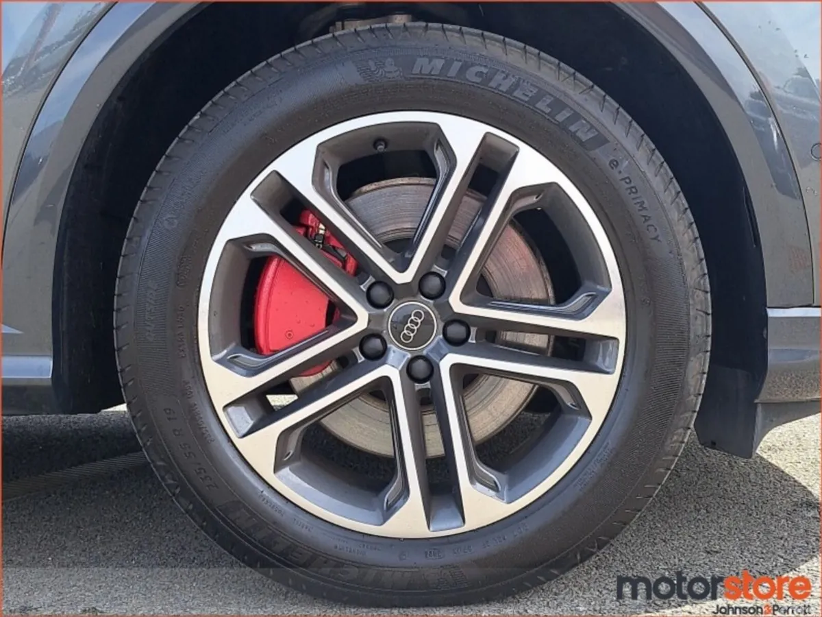 Audi Q5 SUV, Petrol Plug-in Hybrid, 2026, Grey