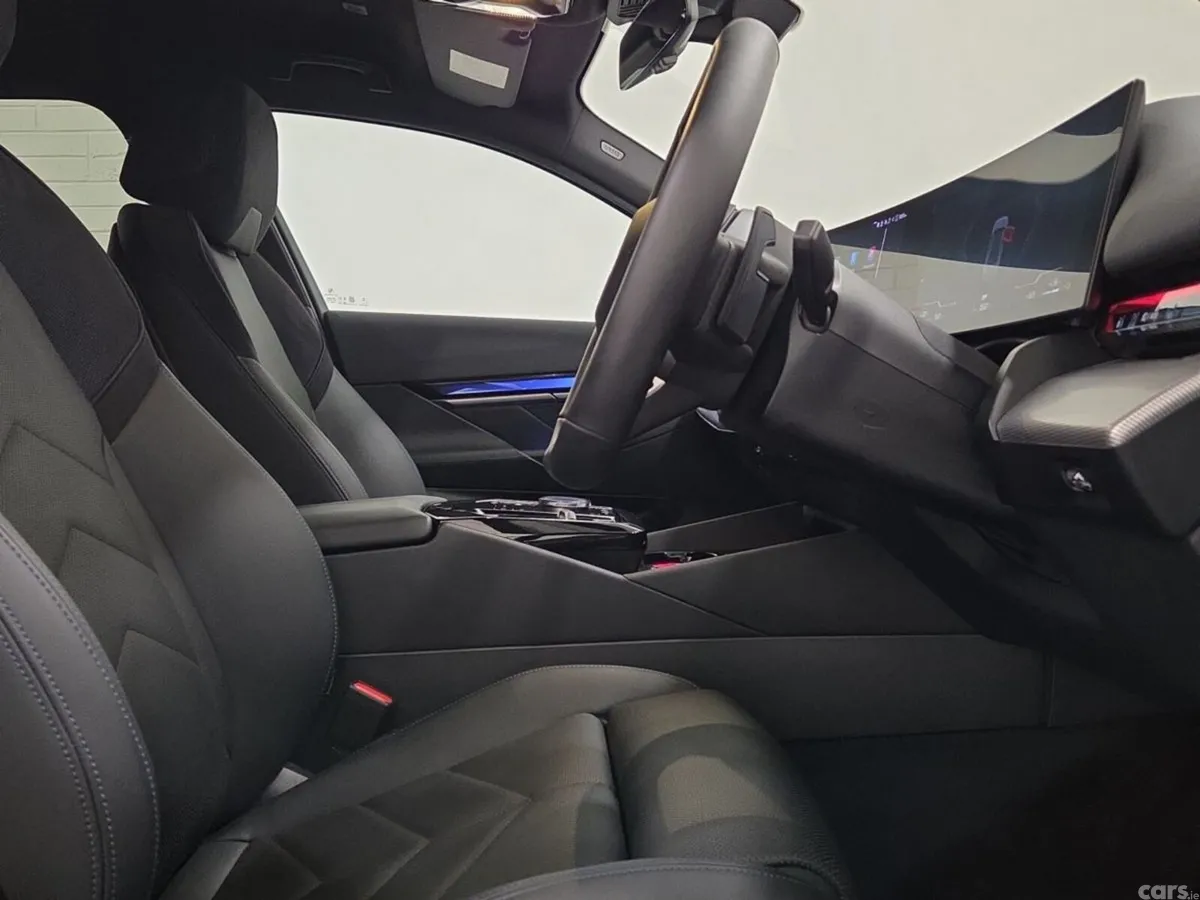 BMW 5-Series Saloon, Petrol Hybrid, 2026, Grey