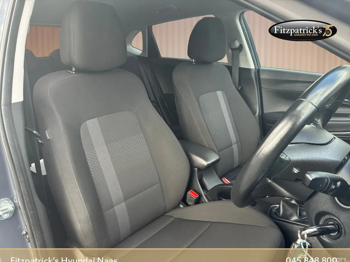 Hyundai i20 Hatchback, Petrol, 2024, Grey