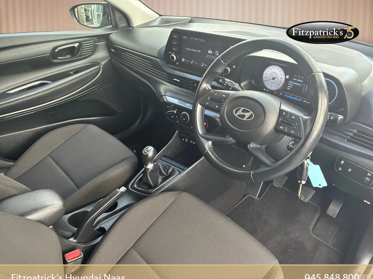 Hyundai i20 Hatchback, Petrol, 2024, Grey